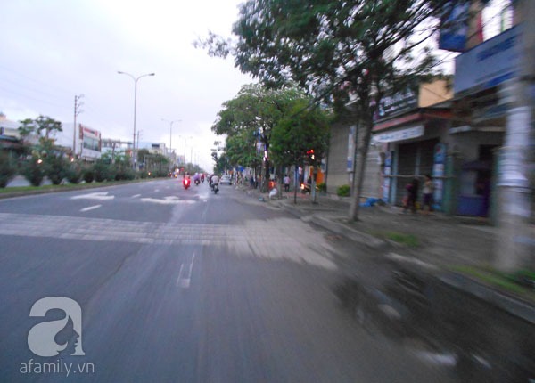 Đà Nẵng: Trời mưa to, gió mạnh, đường xá vắng vẻ 12