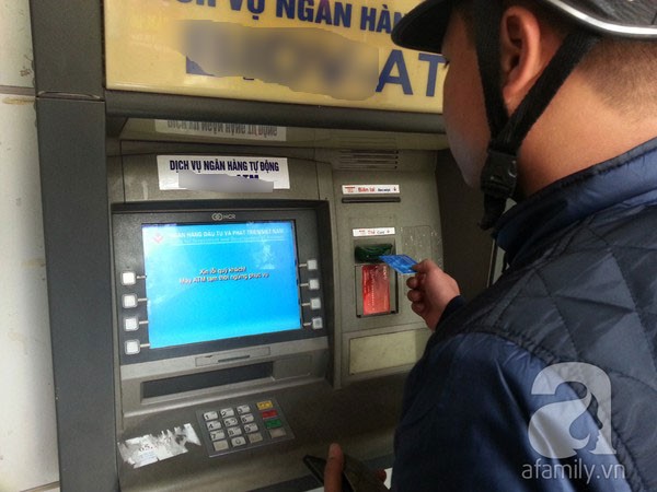 Hà Nội: Người dân khốn đốn vì ATM đồng loạt báo lỗi 1