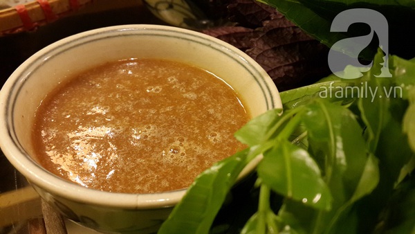 Nếm thử bánh tráng cuốn thịt heo Trảng Bàng ở Văn Cao 7 Nếm thử bánh tráng cuốn thịt heo Trảng Bàng ở Văn Cao 7