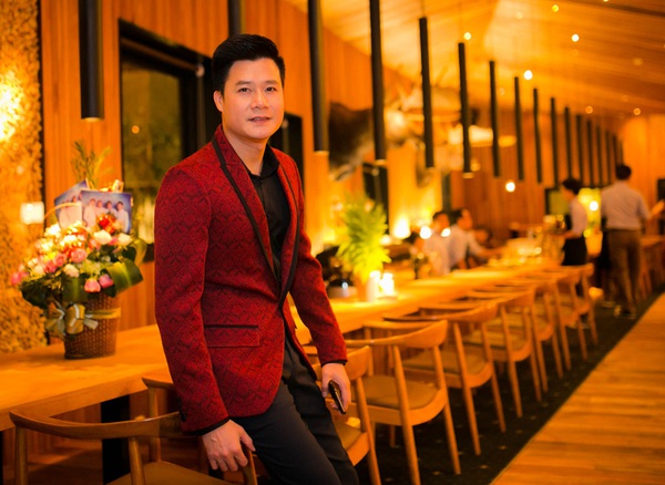 Vợ chồng Lam Trường rạng ngời hạnh phúc sánh đôi bên nhau 13 Vợ chồng Lam Trường rạng ngời hạnh phúc sánh đôi bên nhau 13