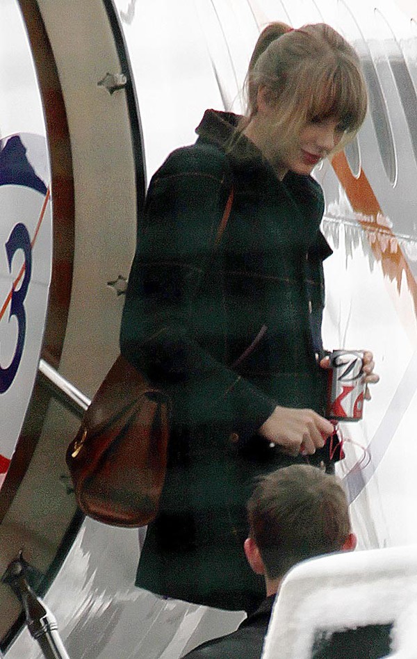 Taylor đích thân bay tới Anh để gặp Harry Styles 2