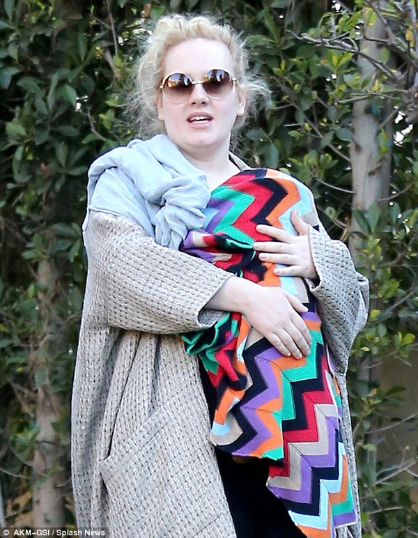 Adele mua nhà mới 19,6 tỷ đồng tặng mẹ 2