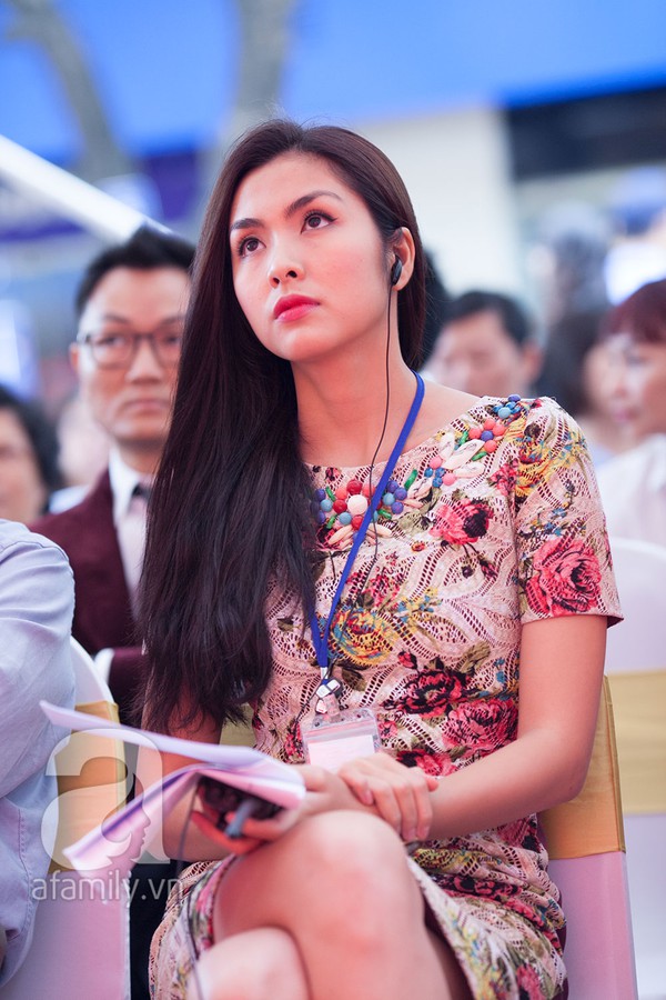 H&agrave; Tăng căng thẳng trong ng&agrave;y khai trương t&ograve;a nh&agrave; 