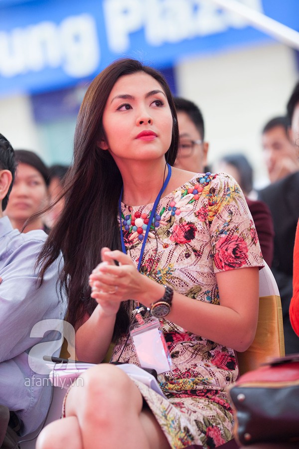 H&agrave; Tăng căng thẳng trong ng&agrave;y khai trương t&ograve;a nh&agrave; 
