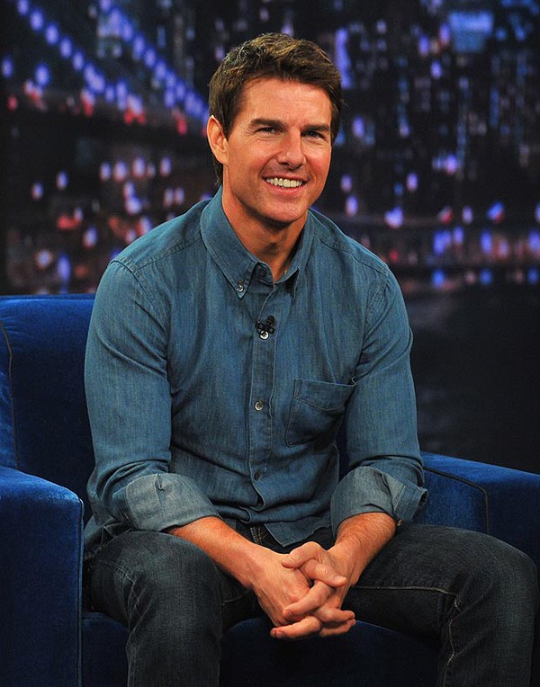 Tom Cruise đập trứng sống vào đầu 1