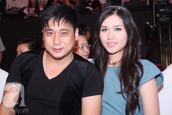 Mr. Đ&agrave;m cười tươi r&oacute;i khoe 2 đồng hồ tiền tỷ  4