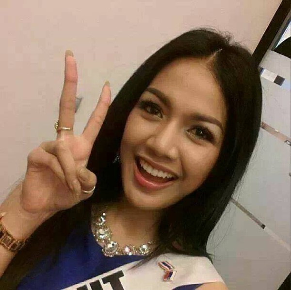Hoa hậu Thái Lan - Cô gái có nụ cười tươi sáng như Trương Thị May 15