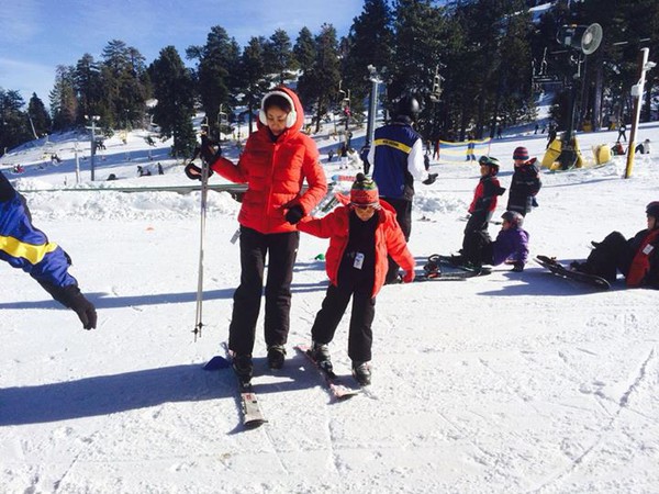 Hà Kiều Anh khoe ảnh đi trượt tuyết cùng các con ở Mỹ 5