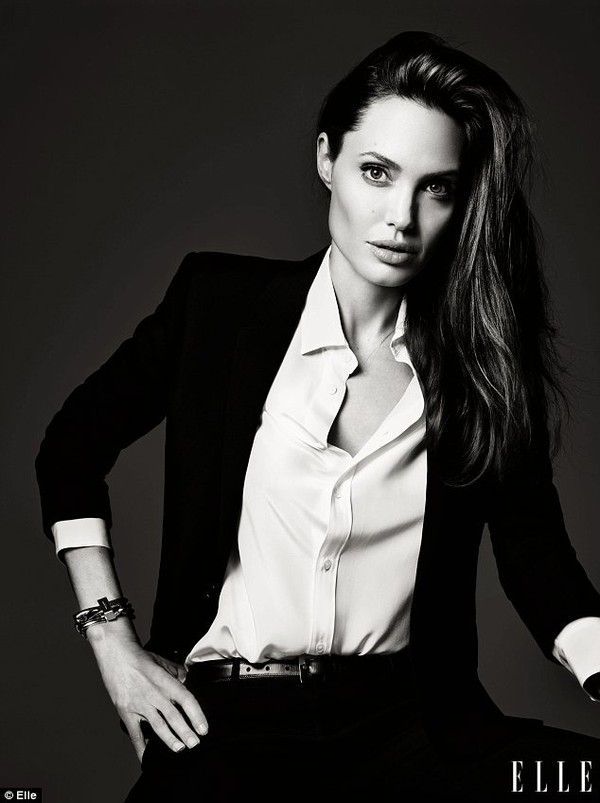 Angelina Jolie: "Happy life to me is like a fairy tale" 1