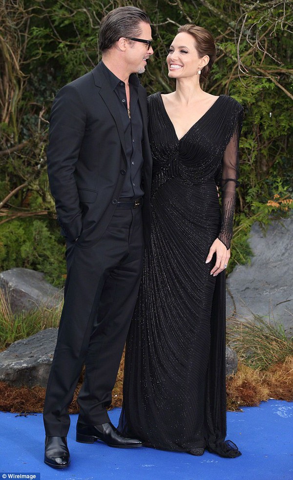 Brad Pitt - Angelina Jolie vừa bí mật làm đám cưới tại Pháp 2
