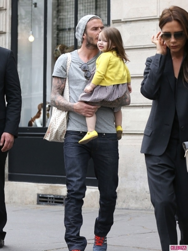Ngắm khoảnh khắc Beckham và con gái Harper hôn nhau đầy tình cảm 9
