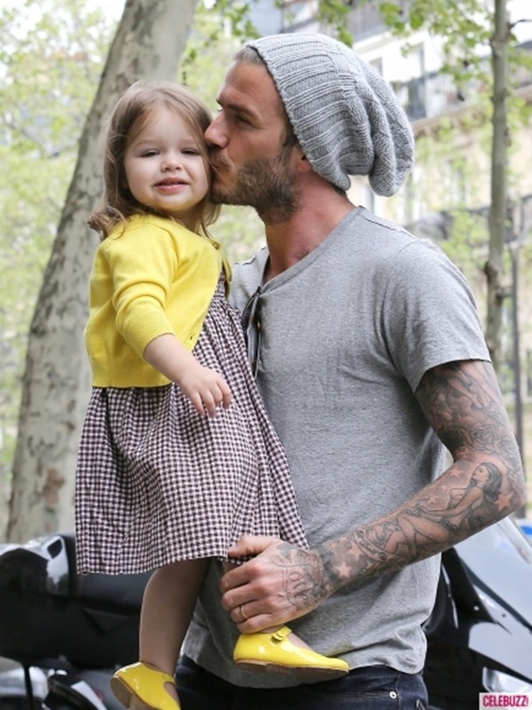 Ngắm khoảnh khắc Beckham và con gái Harper hôn nhau đầy tình cảm 8