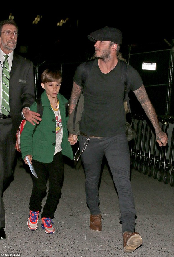 David Beckham háo hức gặp vợ con ở Los Angeles 5