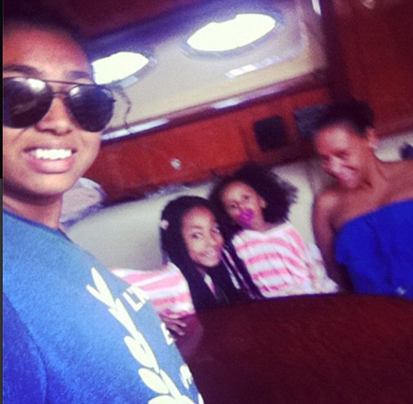 Mel B cùng gia đình đi nghỉ bằng du thuyền sang trọng 7