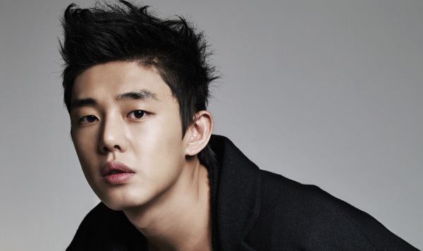 Yoo Ah In bị thương trên phim trường 1