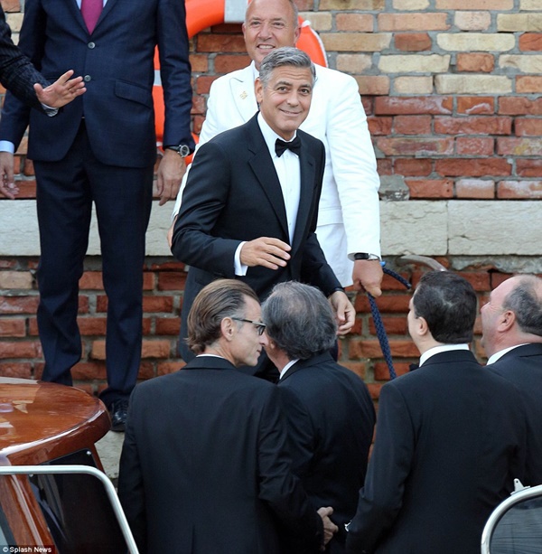 Tài tử U60 George Clooney chính thức kết thúc đời độc thân 1