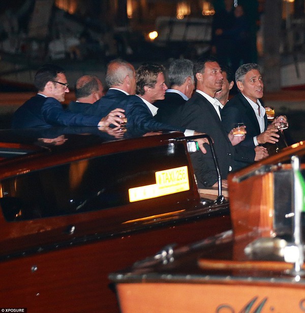 Vợ chồng George Clooney tổ chức tiệc chia tay độc thân ở Ý 7
