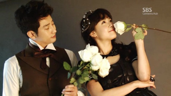 "Moon Geun Young đẹp như kh&ocirc;ng c&oacute; thực!" 4
