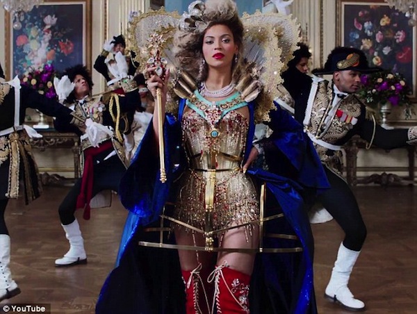 Ngắm Beyonce lộng lẫy như nữ hoàng 4