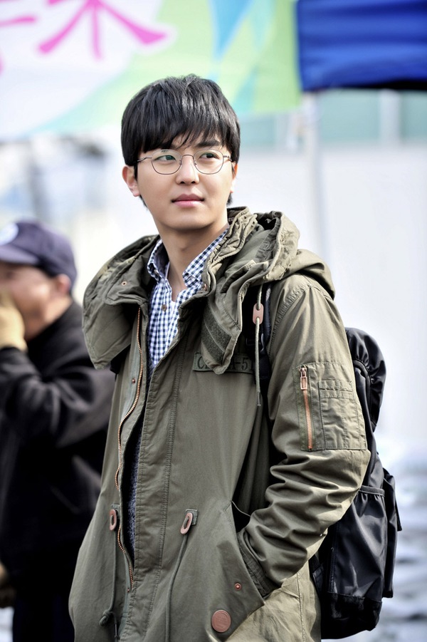 Song Seung Hun lịch lãm trong 