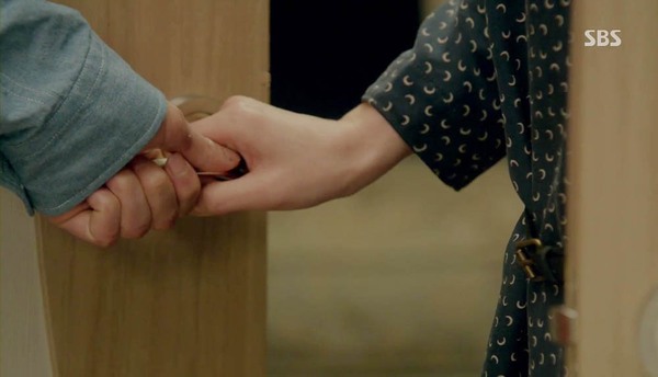 Song Hye Kyo rung động trước 
