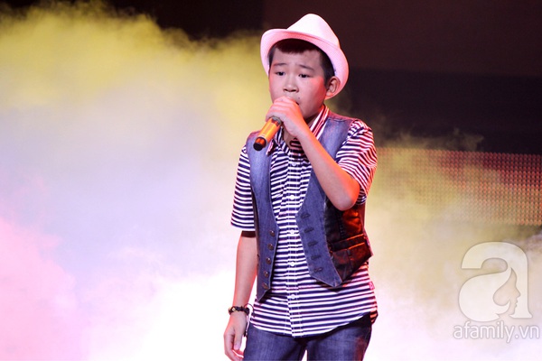 The Voice Kids Liveshow 1: Nguyễn Quang Anh 