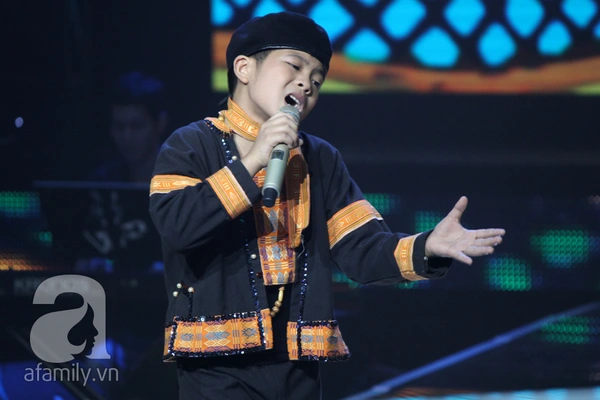 The Voice Kids Liveshow 1: Nguyễn Quang Anh 