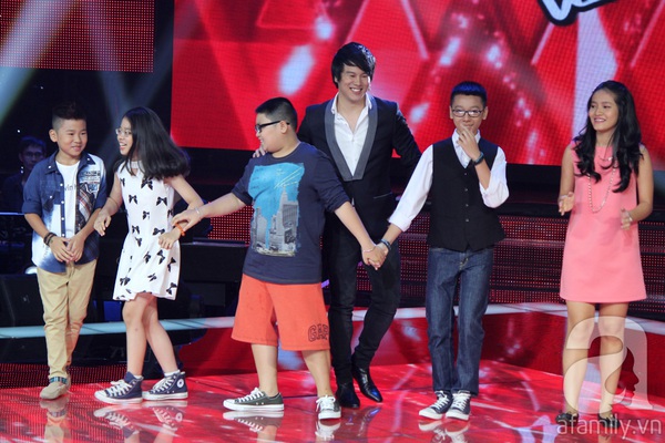 The Voice Kids liveshow 3: Linh Lan, Song Vũ, Văn Phong được đi tiếp 1