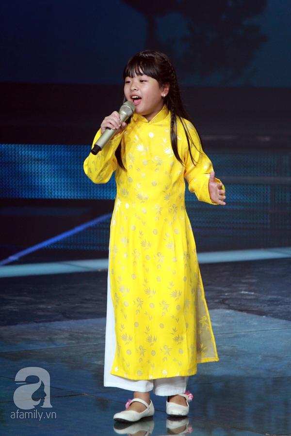 The Voice Kids: Phương Mỹ Chi bệnh nặng vẫn khiến khán giả 