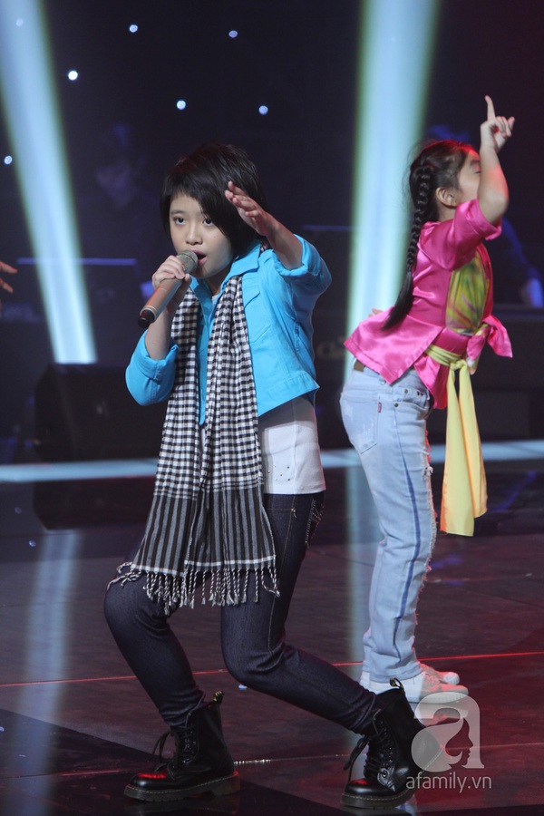 The Voice Kids: Quang Anh cực chất với màn diễn quá chuyên nghiệp 21