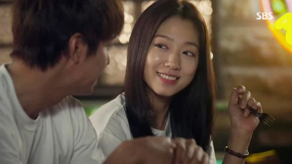 Park Shin Hye né tránh tình yêu của Lee Min Ho 7