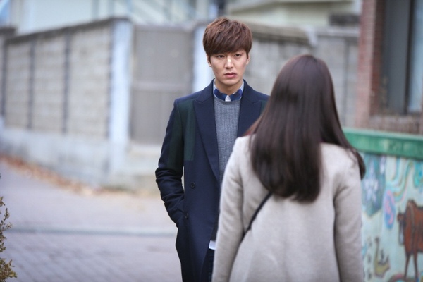 Kim Tan "thương tích đầy mình" làm lơ Eun Sang 2