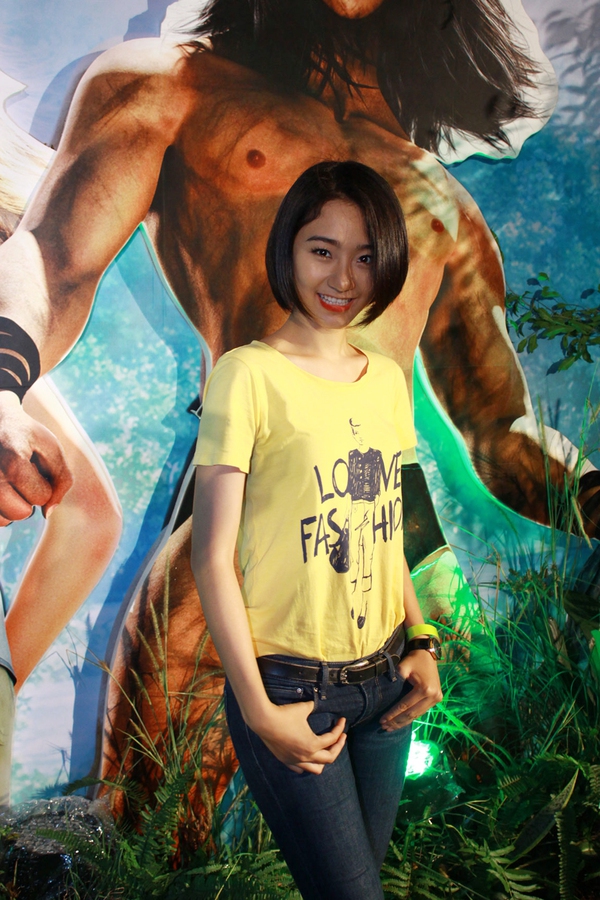 Chiều Xu&acirc;n, Thảo V&acirc;n, Kim Hiền đồng loạt đưa con đi xem phim 7