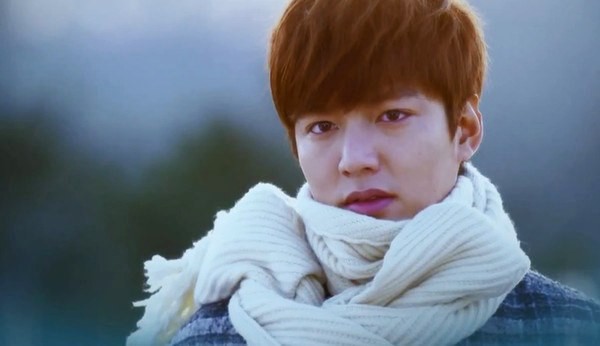 Lee Min Ho lặng người khi tìm thấy Park Shin Hye 1