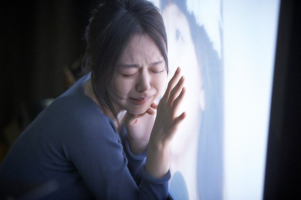 Fan nữ khóc thét vì Jang Dong Gun lạnh lùng, đáng sợ 16