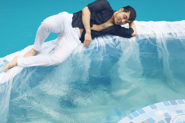 Bạn gái lo lắng cho bệnh tình của Ưng Hoàng Phúc 6