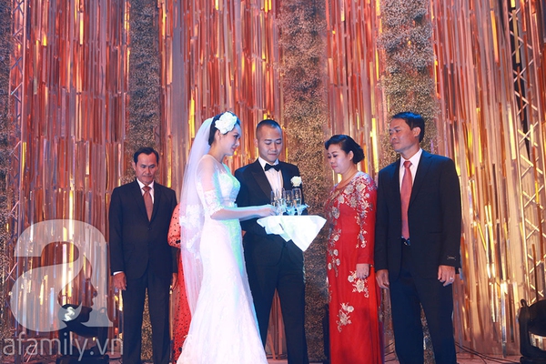 Toàn cảnh đám cưới tiền tỷ của Ngọc Thạch và đại gia Hà Nội  42