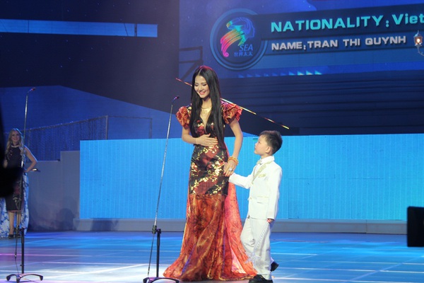 Trần Thị Quỳnh hài lòng với kết quả Top 6 HH Quý bà Thế giới  4
