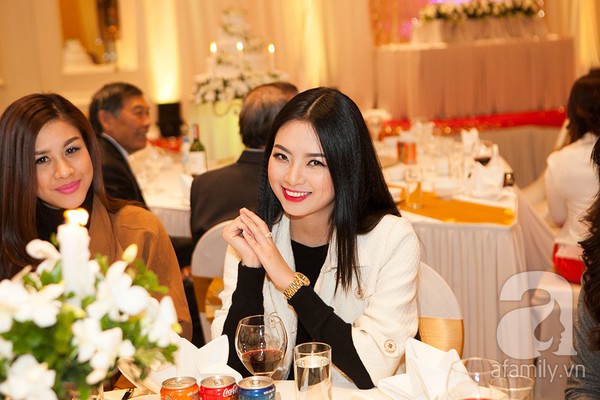 Á hậu Việt Nam 2010 xinh đẹp bên chú rể cực chất trong đám cưới 32