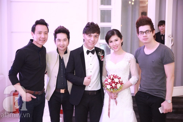 Cận cảnh nhan sắc dịu dàng của vợ Minh Vương trong tiệc cưới 21