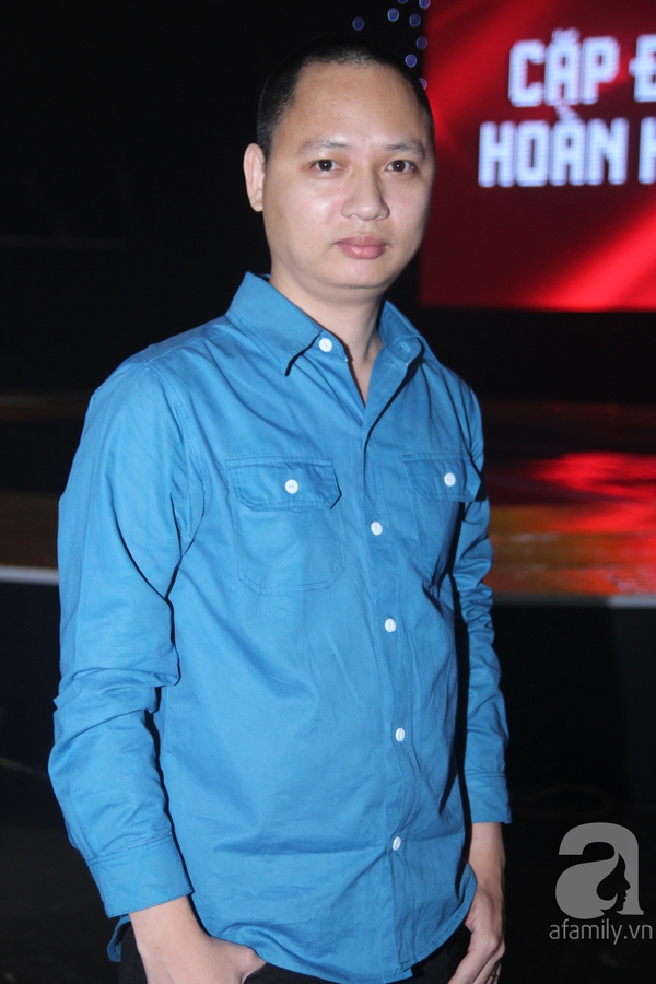 Phương Thanh khoe vai trần gợi cảm đi xem Phương Thanh khoe vai trần gợi cảm đi xem