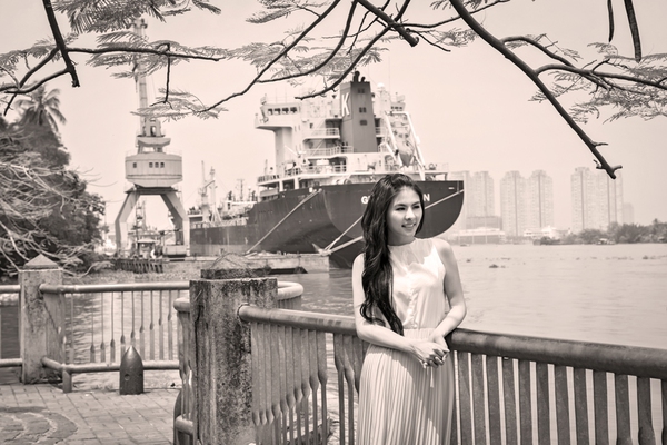 Vân Trang ôn lại kỷ niệm về Sài Gòn qua ảnh 4