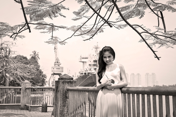 Vân Trang ôn lại kỷ niệm về Sài Gòn qua ảnh 5