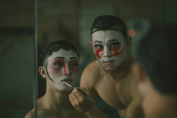 Bộ ảnh 18+ đầy &aacute;m ảnh về b&iacute; ẩn ph&iacute;a sau cuộc sống người đồng t&iacute;nh 12