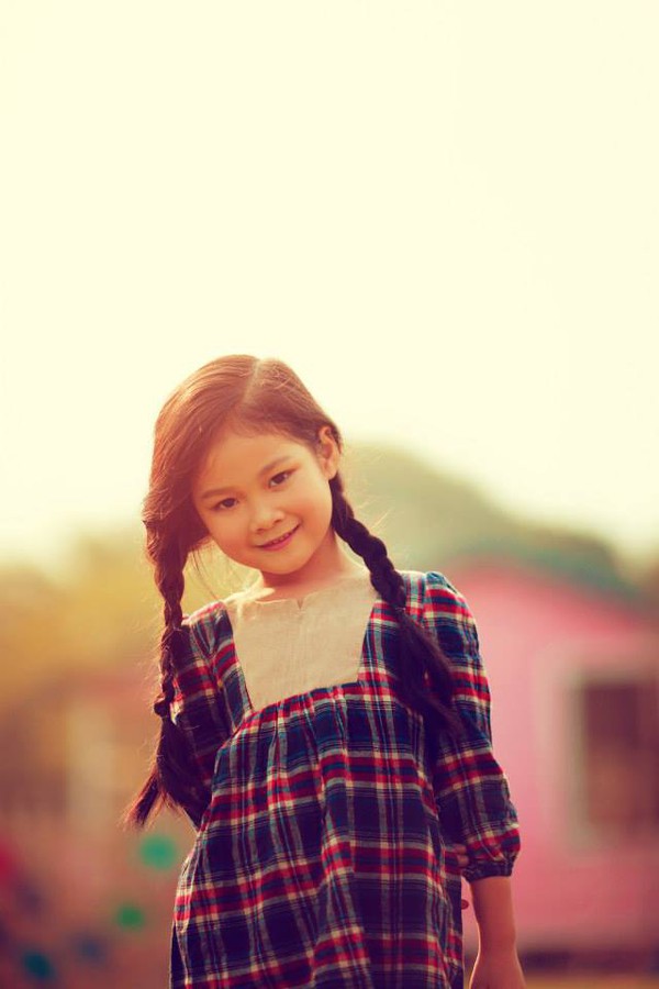 Hình ảnh siêu đáng yêu về cô bé Hà Nội lọt top 10 mẫu nhí quốc tế 8