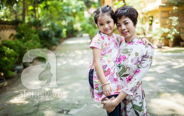 Gặp mẹ Việt có ước mơ lớn “cùng 3 con đi khắp thế gian” 2