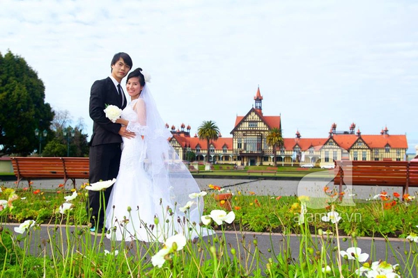 Ảnh cưới "chất lừ" của cặp đôi dành 1 tháng đi khắp New Zealand tự chụp  10