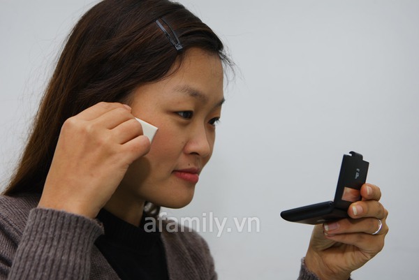 Phấn hồng E.L.F c&oacute; gi&aacute; b&aacute;n rẻ, hiệu quả tốt 8