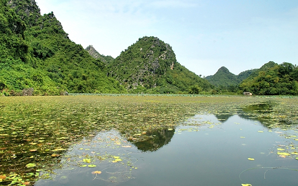 Khám phá "Hạ Long cạn" mùa sen chưa nở  1