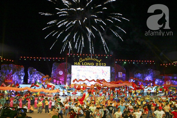 Ấn tượng từ những m&agrave;n biểu diễn đa sắc m&agrave;u của Carnaval Hạ Long 2013 21